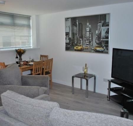 Gallowgate Square Apartments Largs Buitenkant foto