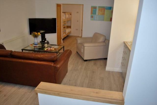 Gallowgate Square Apartments Largs Buitenkant foto