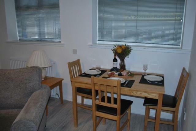 Gallowgate Square Apartments Largs Buitenkant foto